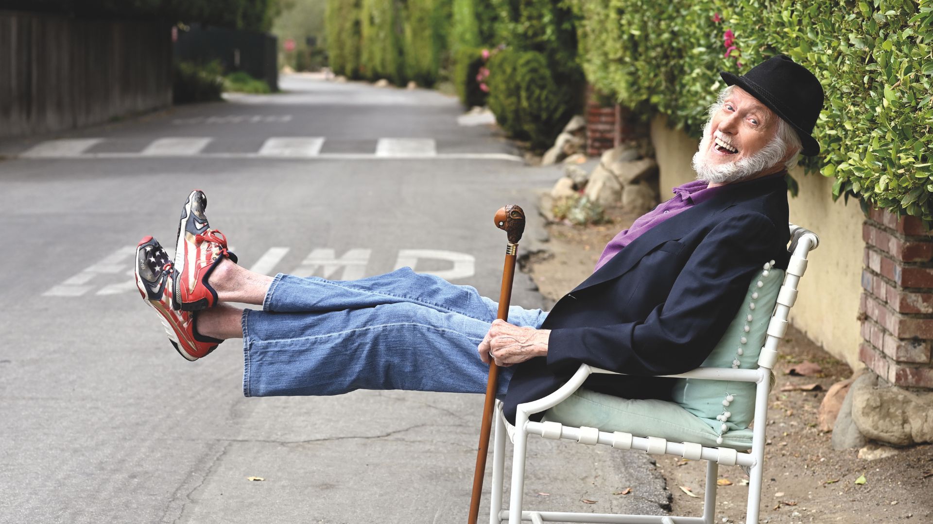 Cómo llegar a los 100 años sin perder la sonrisa, según el actor de ‘Mary Poppins’
